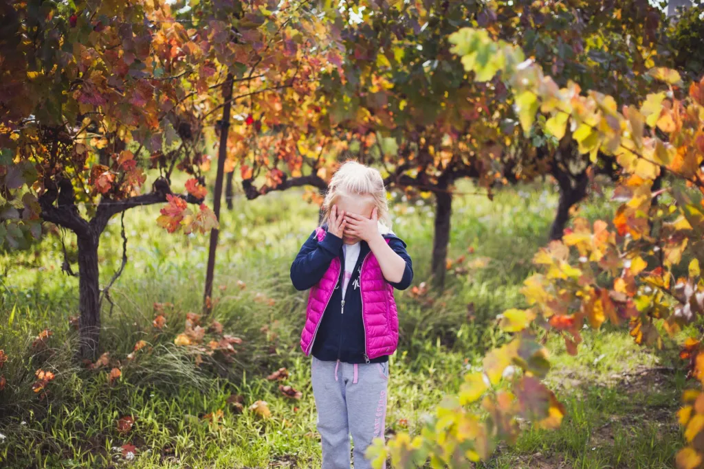 petite-fille-champs-vigne