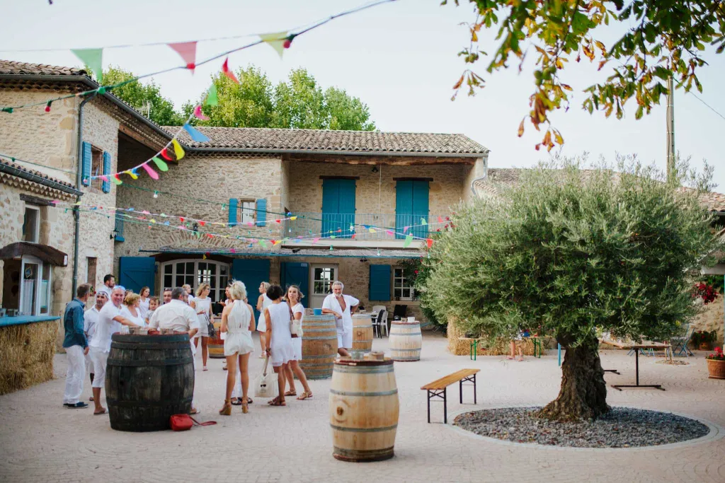 Un mariage chic et bohème en Drôme provençale – Drôme provençale, photo 6