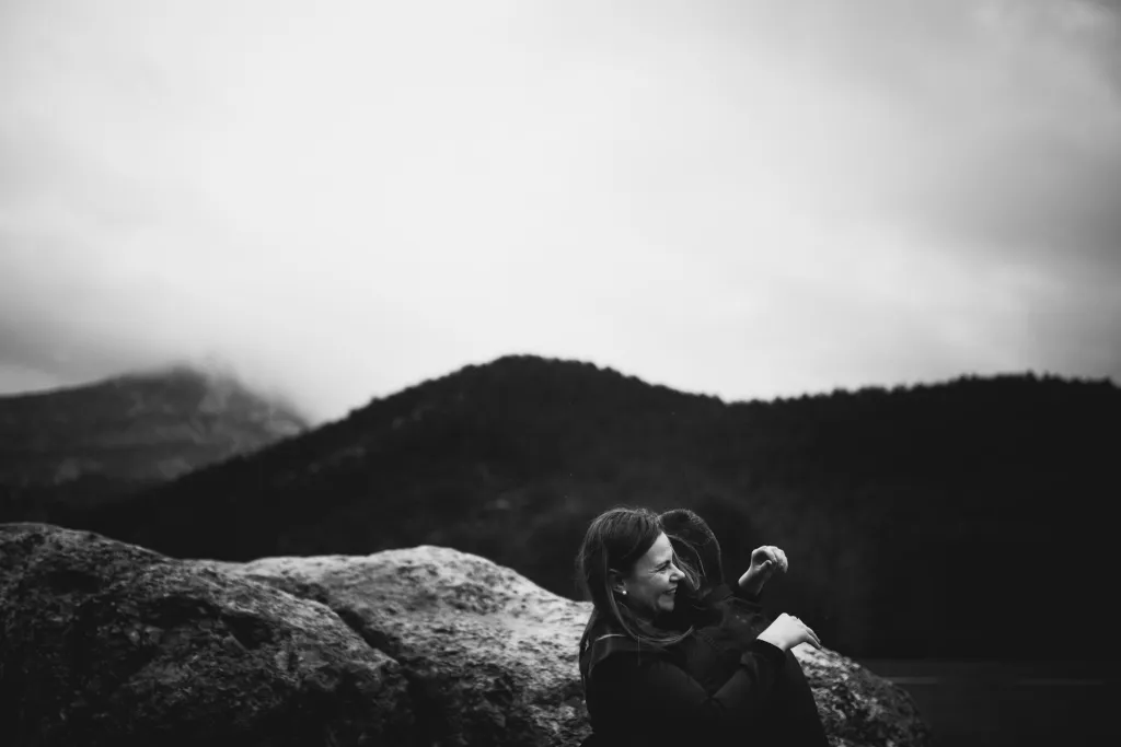 séance couple sous la pluie – Sainte-Victoire, Aix-en-Provence, photo 3