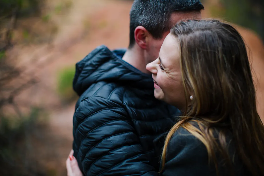 séance couple sous la pluie – Sainte-Victoire, Aix-en-Provence, photo 6