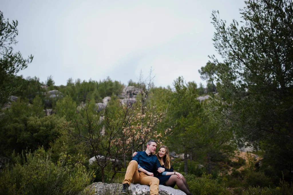 séance couple sous la pluie – Sainte-Victoire, Aix-en-Provence, photo 23
