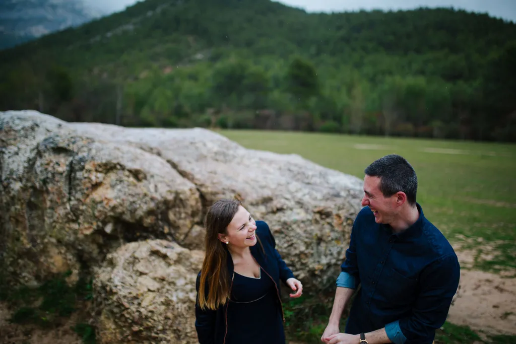 séance couple sous la pluie – Sainte-Victoire, Aix-en-Provence, photo 4