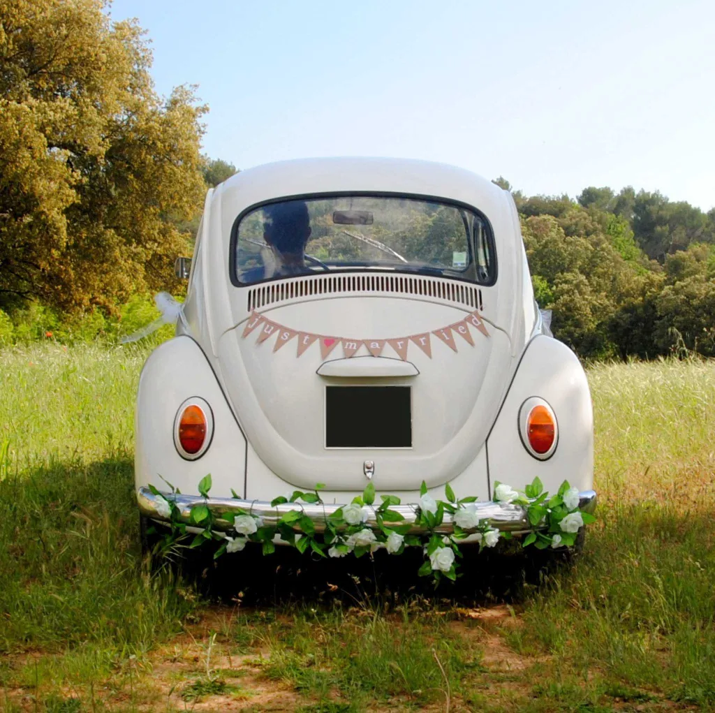 VOLKSWAGEN COCCINELLE - location voiture en provence- mariage- photographe